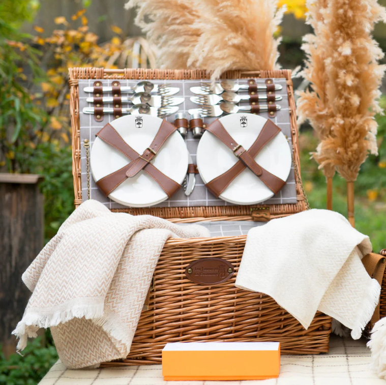 Jardin de la comtesse panier pique nique concorde 6P